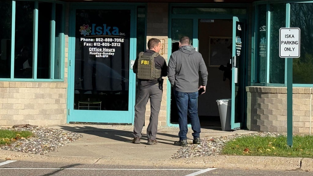 Federal law enforcement officers in Twin Cities Thursday for "court-authorized investigative activity," FBI says — Andover Business news